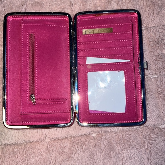 Sparkly Clutch Wallet - Picture 3 of 3